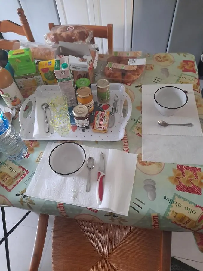 Plusieurs Chambres A 20 Km Au Sud De Paris Ballainvilliers Homestay